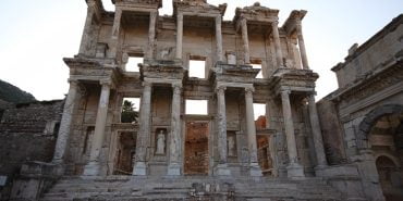 Efes Antik Kenti Gezilecek Yerler