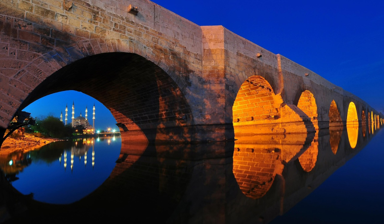 Adana’da Romantik Akşam Yemeği İçin En İyi Mekanlar