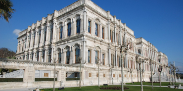 Çırağan Sarayı'nda Geçmişin İzlerini Sürebileceğiniz 7 Büyüleyici Nokta!