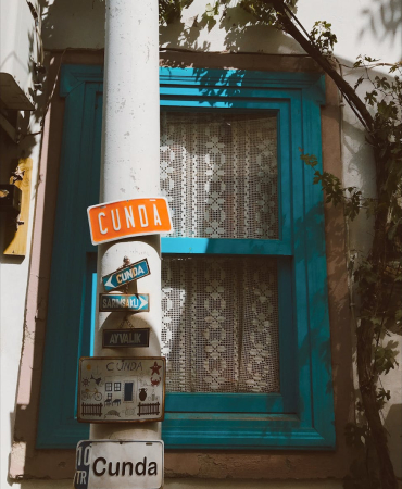 Cunda Adası Sokakları: Balıkesir'in Gizli Cenneti