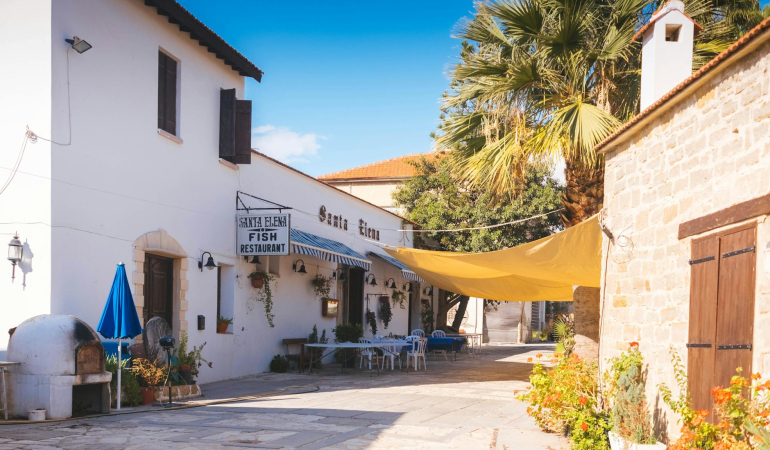 Girne'de Gezilecek Yerler: Kıbrıs'ın Cennet Köşelerini Keşfedin