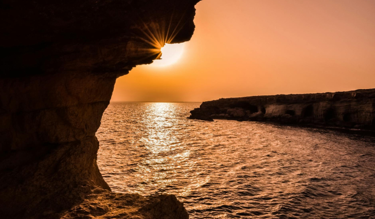 Girne'nin Tarihi ve Doğal Zenginlikleri: Tatil için İpuçları