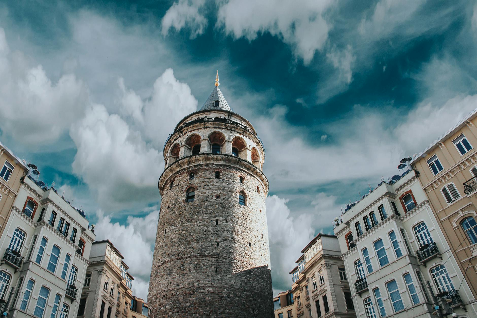 İstanbul'un Tarihi Yerleri: Geçmişin İziyle Dolu Bir Şehir